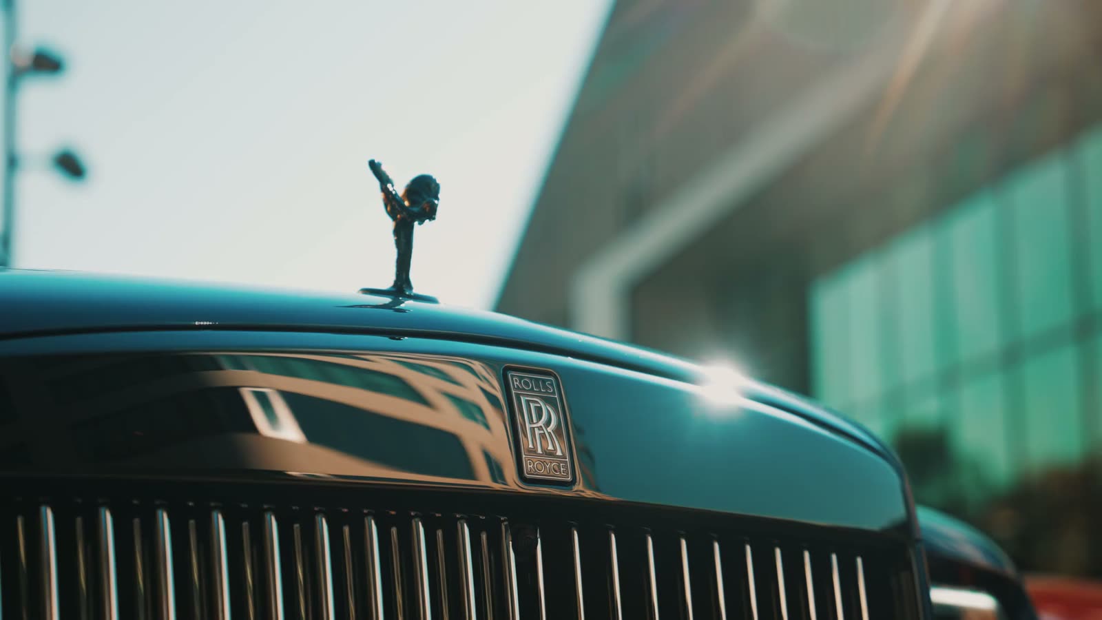 Rolls-Royce hood ornament in the opening frame of a LEVEL car film